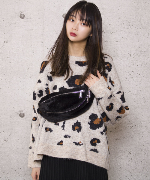 LUGG NAGG(ラグナグ)の「【Jewelobe/ ジュエローブ】フェイクファー ボディバッグ(ボディバッグ/ウエストポーチ・レディース・ブラック/ベージュ・FREE)」の7枚目の写真