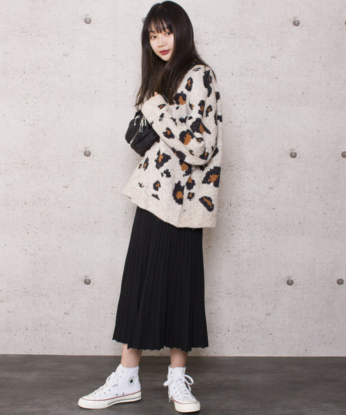 LUGG NAGG(ラグナグ)の「【Jewelobe/ ジュエローブ】フェイクファー ボディバッグ(ボディバッグ/ウエストポーチ・レディース・ブラック/ベージュ・FREE)」の8枚目の写真