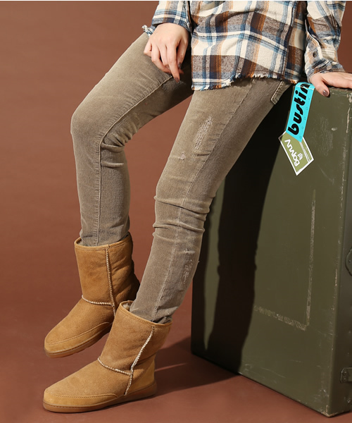 goa（ゴア）の「【MINNETONKA】SHEEPSKIN BOOTS(SHORT PUG)（ブーツ・レディース・ブラック/グレー/キャメル・6/7/8）」の11枚目の写真