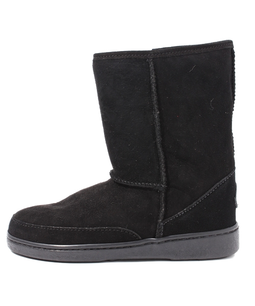 goa（ゴア）の「【MINNETONKA】SHEEPSKIN BOOTS(SHORT PUG)（ブーツ・レディース・ブラック/グレー/キャメル・6/7/8）」の4枚目の写真