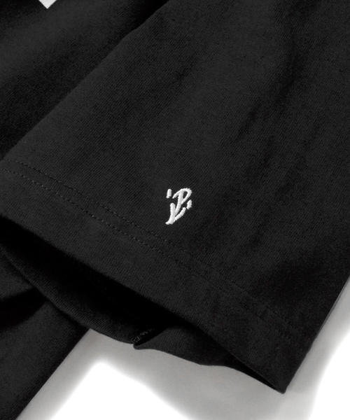 PRIVILEGE（プリビレッジ）の「プリビレッジ [PRIVILEGE] - サクラ コア ロゴ 半袖 Tシャツ [SAKURA CORE LOGO TEE]（Tシャツ/カットソー・メンズ・ホワイト/ブラック/ネイビー・MEDIUM/LARGE/X-LARGE）」の4枚目の写真