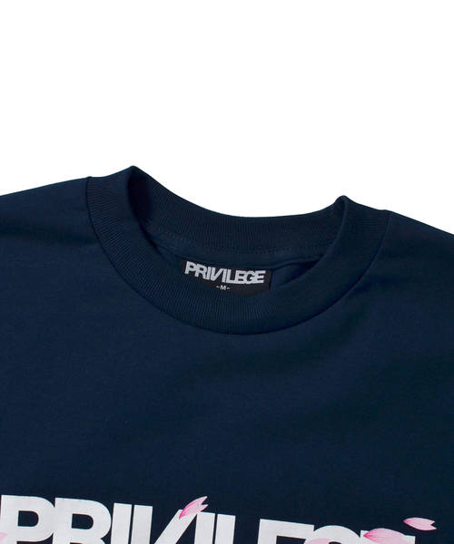 PRIVILEGE（プリビレッジ）の「プリビレッジ [PRIVILEGE] - サクラ コア ロゴ 半袖 Tシャツ [SAKURA CORE LOGO TEE]（Tシャツ/カットソー・メンズ・ホワイト/ブラック/ネイビー・MEDIUM/LARGE/X-LARGE）」の12枚目の写真