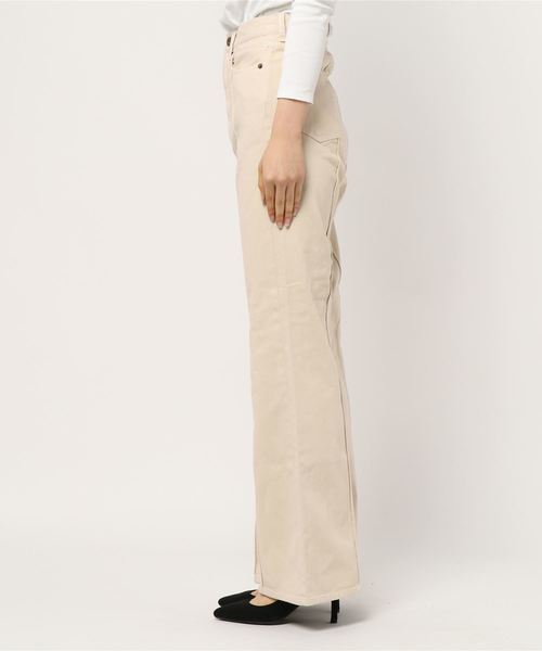 DouDou(ドゥドゥ)の「ピンタックセンプレデニム(デニムパンツ・レディース・ベージュ/ブラウン・34/36/38)」の3枚目の写真