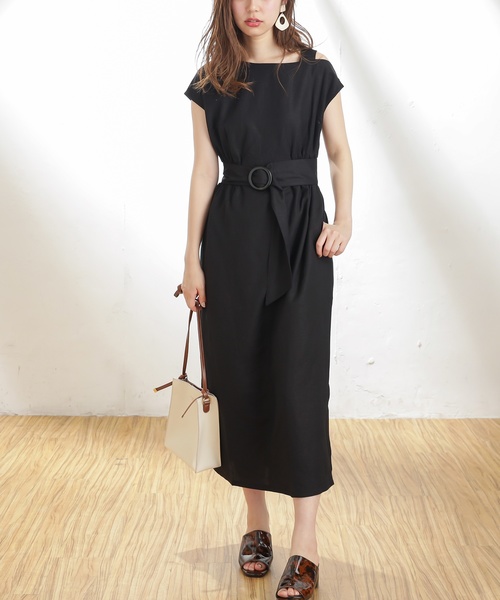 natural couture(ナチュラルクチュール)の「ワンショル大人すっきりワンピース(ワンピース・レディース・ブラック/ベージュ/ピンク/キャメル/ストライプ・FREE)」の1枚目の写真