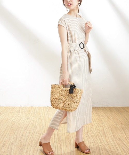 natural couture(ナチュラルクチュール)の「ワンショル大人すっきりワンピース(ワンピース・レディース・ブラック/ベージュ/ピンク/キャメル/ストライプ・FREE)」の20枚目の写真