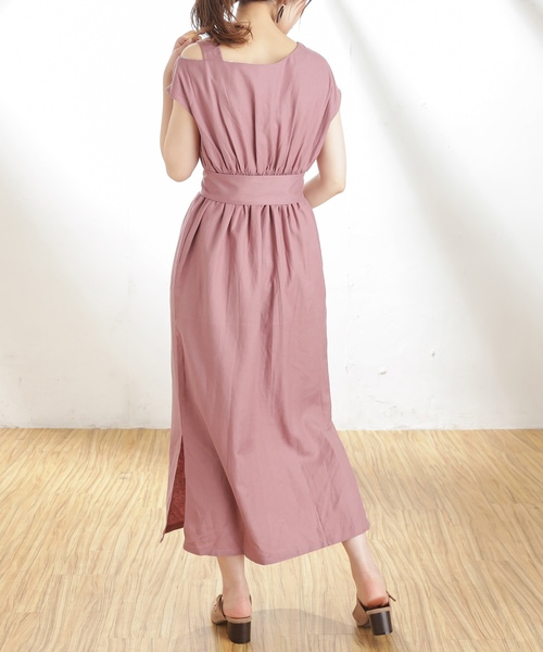 natural couture(ナチュラルクチュール)の「ワンショル大人すっきりワンピース(ワンピース・レディース・ブラック/ベージュ/ピンク/キャメル/ストライプ・FREE)」の12枚目の写真