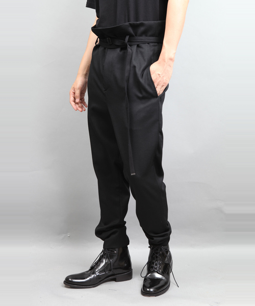 ato（アトウ）の「PAPER BAG TAPERD PANTS（その他パンツ・メンズ・ブラック/グリーン・46/48）」の13枚目の写真