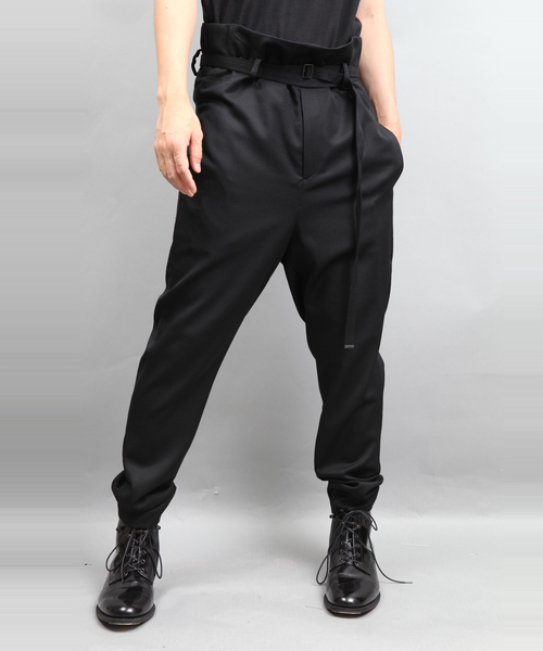 ato（アトウ）の「PAPER BAG TAPERD PANTS（その他パンツ・メンズ・ブラック/グリーン・46/48）」の9枚目の写真