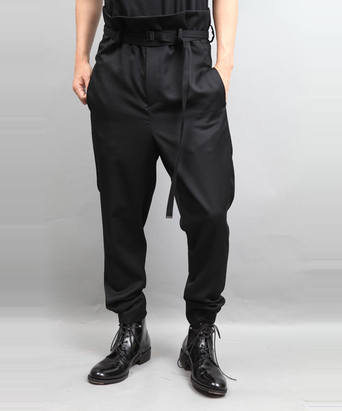 ato（アトウ）の「PAPER BAG TAPERD PANTS（その他パンツ・メンズ・ブラック/グリーン・46/48）」の15枚目の写真