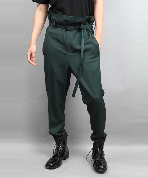 ato（アトウ）の「PAPER BAG TAPERD PANTS（その他パンツ・メンズ・ブラック/グリーン・46/48）」の4枚目の写真