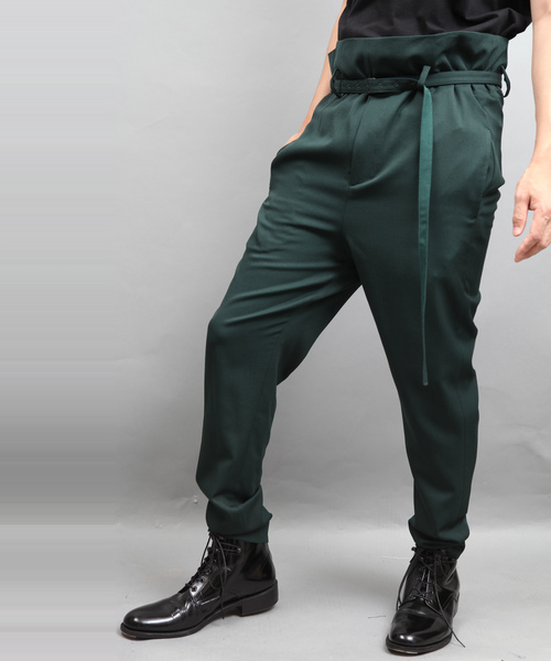 ato（アトウ）の「PAPER BAG TAPERD PANTS（その他パンツ・メンズ・ブラック/グリーン・46/48）」の6枚目の写真