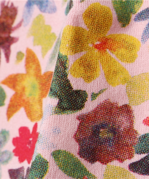 green label relaxing（グリーンレーベルリラクシング）の「【KIDS】テンジク カラフルフラワープリントショートスリーブ ◆（Tシャツ/カットソー・キッズ・オフホワイト/ライトピンク・105/115/125/95）」の4枚目の写真