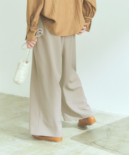 titivate(ティティベイト)の「リラックスワイドパンツ(その他パンツ・レディース・ブラウン/ブラック/グレイッシュベージュ/グリーン系その他/ピンク/ライトブラウン/ブルー/ラベンダー・S/M/L)」の21枚目の写真