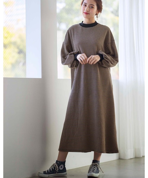 GeeRA(ジーラ)の「配色カットジャカードワンピース(ワンピース・レディース・ブルー/ブラック・MEDIUM/X-LARGE/LARGE)」の4枚目の写真