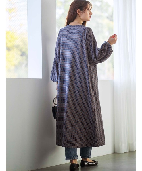 GeeRA(ジーラ)の「配色カットジャカードワンピース(ワンピース・レディース・ブルー/ブラック・MEDIUM/X-LARGE/LARGE)」の10枚目の写真