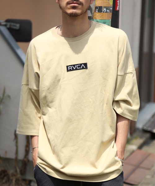 RVCA（ルーカ）の「RVCA メンズ  OVER SIZED BOX RVCA Ｔシャツ/ルーカ ロゴ ビッグシルエット ドロップショルダー オーバーサイズ（Tシャツ/カットソー・メンズ・ブラウン/ヘザーグレー/ホワイト/ブラック/ブルー・LARGE/MEDIUM/SMALL）」の5枚目の写真