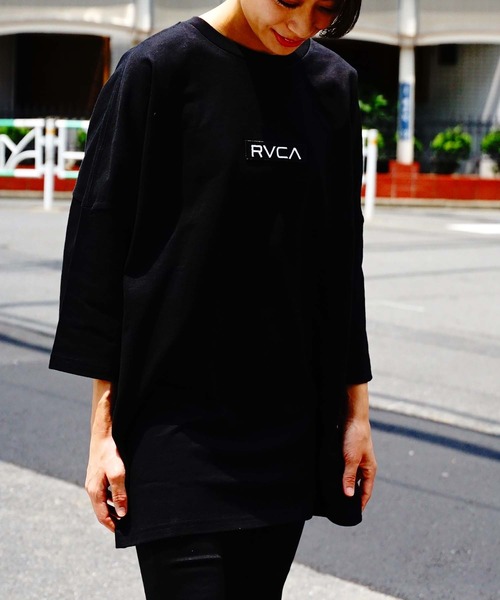 RVCA（ルーカ）の「RVCA メンズ  OVER SIZED BOX RVCA Ｔシャツ/ルーカ ロゴ ビッグシルエット ドロップショルダー オーバーサイズ（Tシャツ/カットソー・メンズ・ブラウン/ヘザーグレー/ホワイト/ブラック/ブルー・LARGE/MEDIUM/SMALL）」の20枚目の写真