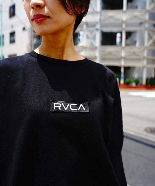 RVCA（ルーカ）の「RVCA メンズ  OVER SIZED BOX RVCA Ｔシャツ/ルーカ ロゴ ビッグシルエット ドロップショルダー オーバーサイズ（Tシャツ/カットソー・メンズ・ブラウン/ヘザーグレー/ホワイト/ブラック/ブルー・LARGE/MEDIUM/SMALL）」の19枚目の写真