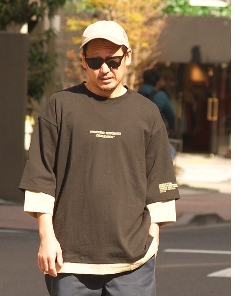 DOUBLE STEAL（ダブルスティール）の「Layered 7SLEEVE Tee（Tシャツ/カットソー・メンズ・ホワイト×ブラック/ブラック系その他/ブラック×グレー/ベージュ・MEDIUM/LARGE/X-LARGE）」の12枚目の写真