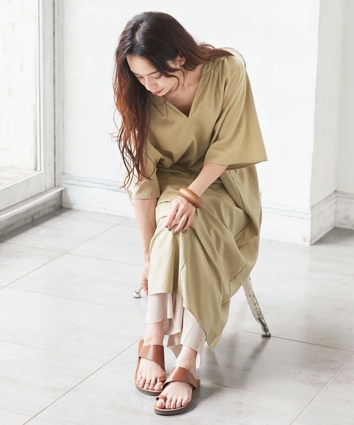 KOBE LETTUCE（コウベレタス）の「フラットサムループ切り替えサンダル（サンダル・レディース・ブラック/キャメル/パイソン・LL/S/M/L）」の8枚目の写真