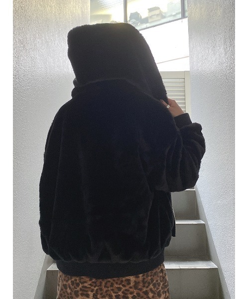 one way（ワンウェイ）の「ショートファージャケット（その他アウター・レディース・ホワイト/ブラック/ライトブラウン/ライトピンク・FREE）」の11枚目の写真