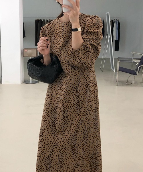 Jewelobe（ジュエローブ）の「レオパードパフスリーブワンピース
