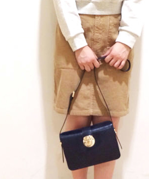 Kastane（カスタネ）の「【Kastane】2WAYショルダーBAG（ショルダーバッグ・レディース・ネイビー/キャメル/レッド・FREE）」の2枚目の写真