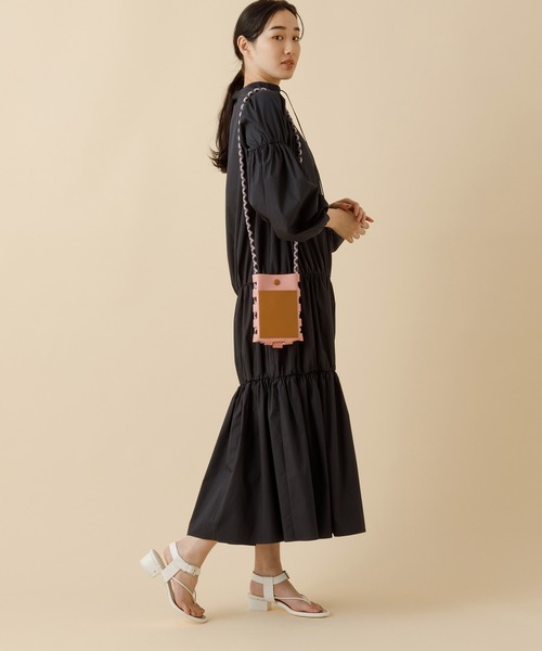 ADAM ET ROPE'（アダムエロペ）の「【TRICOTE'】コードレザーBAG（ショルダーバッグ・レディース・ブラック/ベージュ/ピンク・FREE）」の6枚目の写真