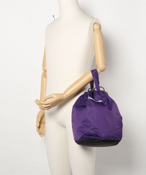 BEN DAVIS(ベンデイビス)の「《BEN DAVIS》DRAWSTRING BUCKETBAG(ショルダーバッグ・レディース・カーキ/パープル/ベージュ/ライトパープル/ブラック・FREE)」の10枚目の写真