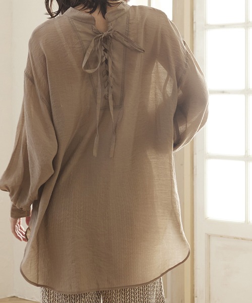 MATCH&more（マッチアンドモア）の「シアーレースアップシャツ（シャツ/ブラウス・レディース・オフホワイト/ブラウン・FREE）」の17枚目の写真