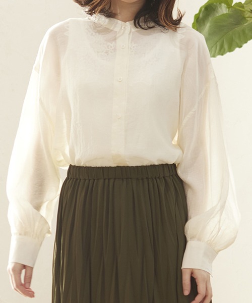 MATCH&more（マッチアンドモア）の「シアーレースアップシャツ（シャツ/ブラウス・レディース・オフホワイト/ブラウン・FREE）」の6枚目の写真