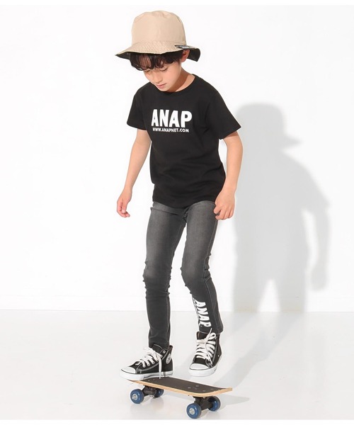 ANAP kids（アナップキッズ）の「吸水速乾アドレスロゴTシャツ（Tシャツ/カットソー・キッズ・オフホワイト/カーキ/ブラック/ラベンダー/サックスブルー/スミクロ/ライム/ベージュ・L/S/M）」の17枚目の写真