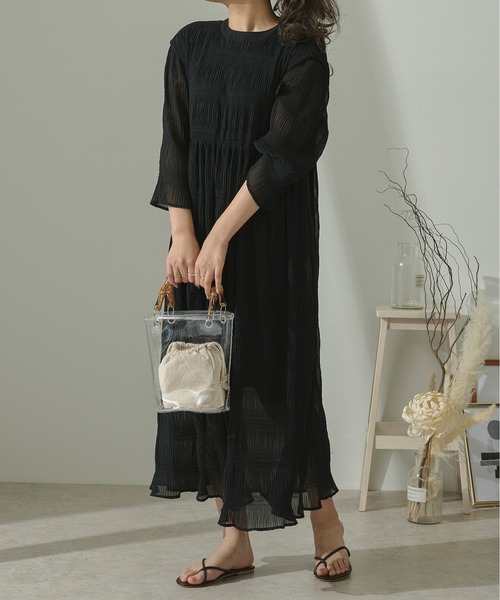 Ambre Neige（アンブルネージュ）の「マジョリカワンピース／【WEB/EC限定商品】（ワンピース・レディース・ブラック/イエロー/ダークブルー・FREE）」の4枚目の写真