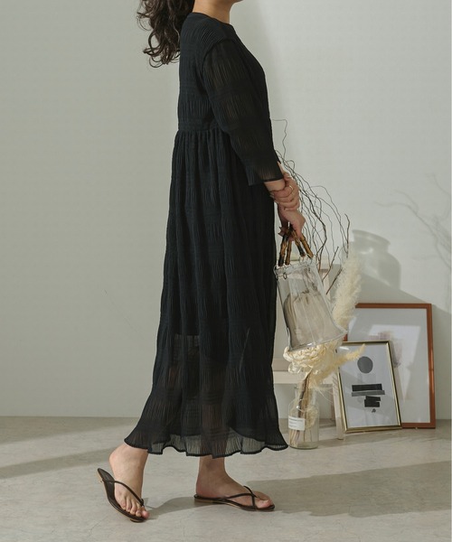 Ambre Neige（アンブルネージュ）の「マジョリカワンピース／【WEB/EC限定商品】（ワンピース・レディース・ブラック/イエロー/ダークブルー・FREE）」の5枚目の写真