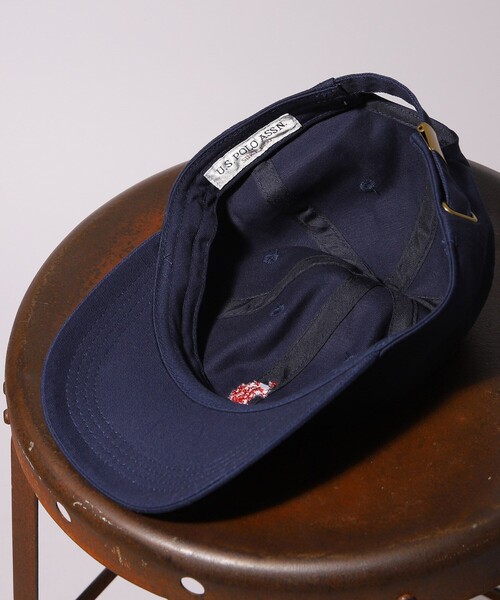 FREAK'S STORE（フリークスストア）の「WEB限定 U.S. POLO ASSN.×FREAK'S STORE/ユーエスポロアッスン 別注 ワンポイントロゴ ベースボールキャップ（キャップ・メンズ・ブラック/ベージュ/ネイビー・ONE SIZE）」の5枚目の写真