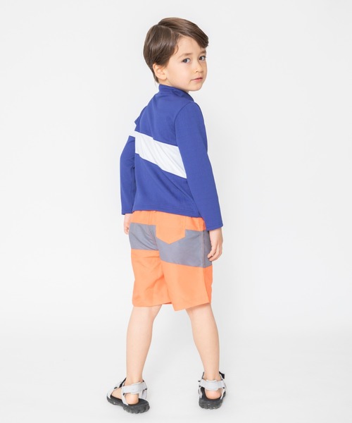 BRANSHES（ブランシェス）の「【水着】無地ラッシュガード（ラッシュガード・キッズ・ネイビー/ブラック・110cm/100cm/120cm/130cm）」の15枚目の写真