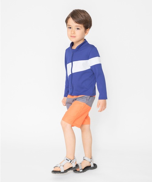 BRANSHES（ブランシェス）の「【水着】無地ラッシュガード（ラッシュガード・キッズ・ネイビー/ブラック・110cm/100cm/120cm/130cm）」の19枚目の写真