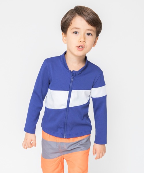 BRANSHES（ブランシェス）の「【水着】無地ラッシュガード（ラッシュガード・キッズ・ネイビー/ブラック・110cm/100cm/120cm/130cm）」の8枚目の写真