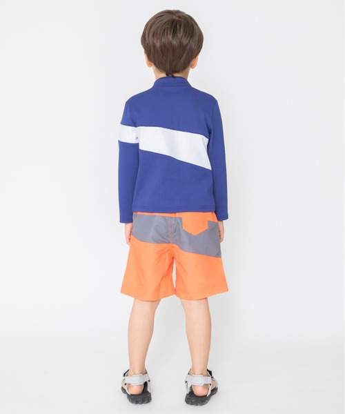 BRANSHES（ブランシェス）の「【水着】無地ラッシュガード（ラッシュガード・キッズ・ネイビー/ブラック・110cm/100cm/120cm/130cm）」の4枚目の写真