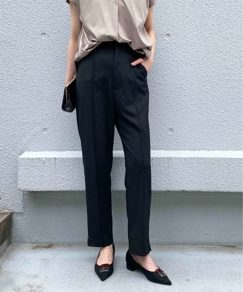 PICCIN（ピッチン）の「センタープレス裾ジップパンツ（その他パンツ・レディース・ブラック/オフホワイト/キャメル・S/M）」の2枚目の写真