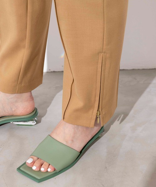 PICCIN（ピッチン）の「センタープレス裾ジップパンツ（その他パンツ・レディース・ブラック/オフホワイト/キャメル・S/M）」の5枚目の写真