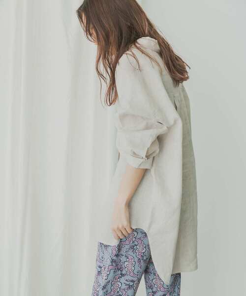 KBF+（ケービーエフプラス）の「KBF+　Terre de Lin Bigシャツ（シャツ/ブラウス・レディース・ベージュ系その他/パープル系その他/ブルー・ONE）」の6枚目の写真