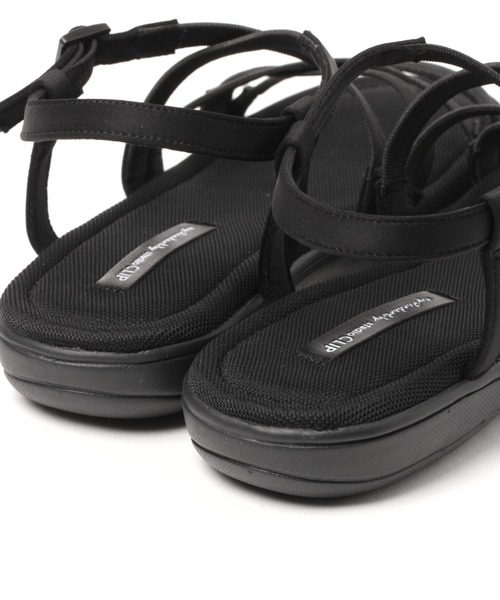 studio CLIP（スタディオクリップ）の「細ストラップゴムサンダル（サンダル・レディース・ブルー/ブラック/ベージュ・LARGE/MEDIUM）」の7枚目の写真