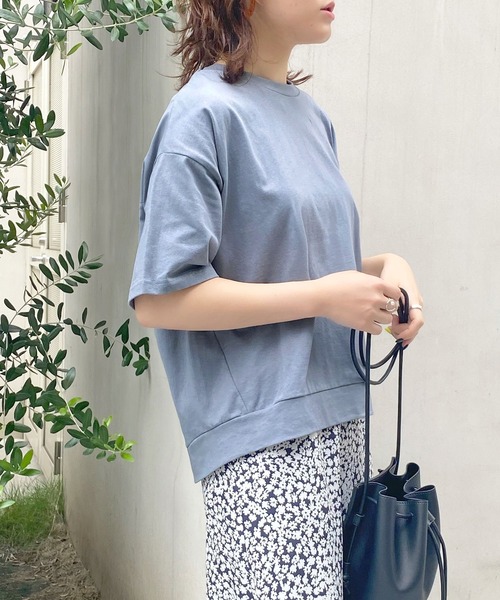 HER CLOSET(ハークローゼット)の「【HERCLOSET】7オンスヘビーウェイトコットン後ろ切替ビッグTシャツ(Tシャツ/カットソー・レディース・ホワイト/チャコールグレー/ブラック/ベージュ/パープル/ブルー・M)」の5枚目の写真