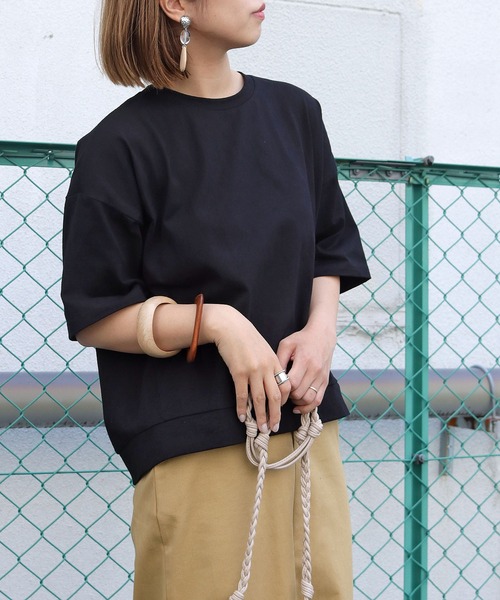 HER CLOSET(ハークローゼット)の「【HERCLOSET】7オンスヘビーウェイトコットン後ろ切替ビッグTシャツ(Tシャツ/カットソー・レディース・ホワイト/チャコールグレー/ブラック/ベージュ/パープル/ブルー・M)」の16枚目の写真