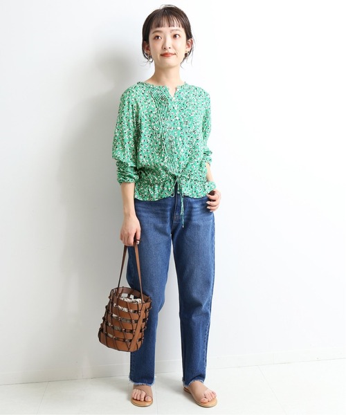 SLOBE IENA - パンジープリントピンタックブラウス　新品　試着のみ SLOBE IENA - パンジープリントピンタックブラウス 新品 試着