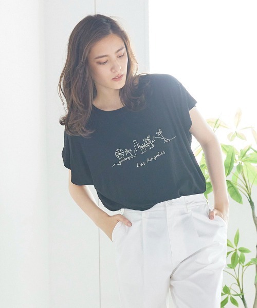 LIPSTAR(リップスター)の「フレンチスリーブTシャツ(Tシャツ/カットソー・レディース・オフホワイト/ブラック/ベージュ・M)」の3枚目の写真