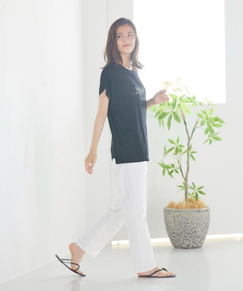 LIPSTAR(リップスター)の「フレンチスリーブTシャツ(Tシャツ/カットソー・レディース・オフホワイト/ブラック/ベージュ・M)」の12枚目の写真