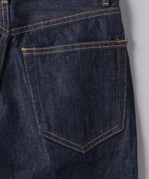 AURALEE（オーラリー）の「＜AURALEE（オーラリー）＞TWIST デニムパンツ ■■■（デニムパンツ・レディース・ネイビー/ダークブラウン・25/26/24）」の4枚目の写真