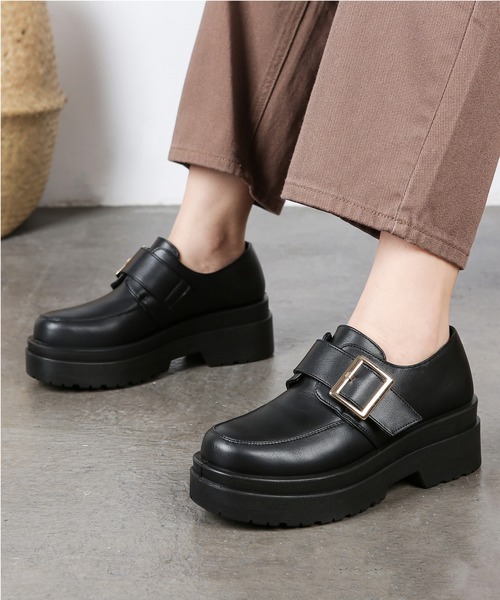 Shoes in Closet（シューズインクローゼット）の「軽量厚底 マニッシュ ワンベルトバックル ローファー 1882（ローファー・レディース・ダークブラウン/ブラック系その他/ブラック/アイボリー・L/LL/S/3L/M/XS）」の7枚目の写真